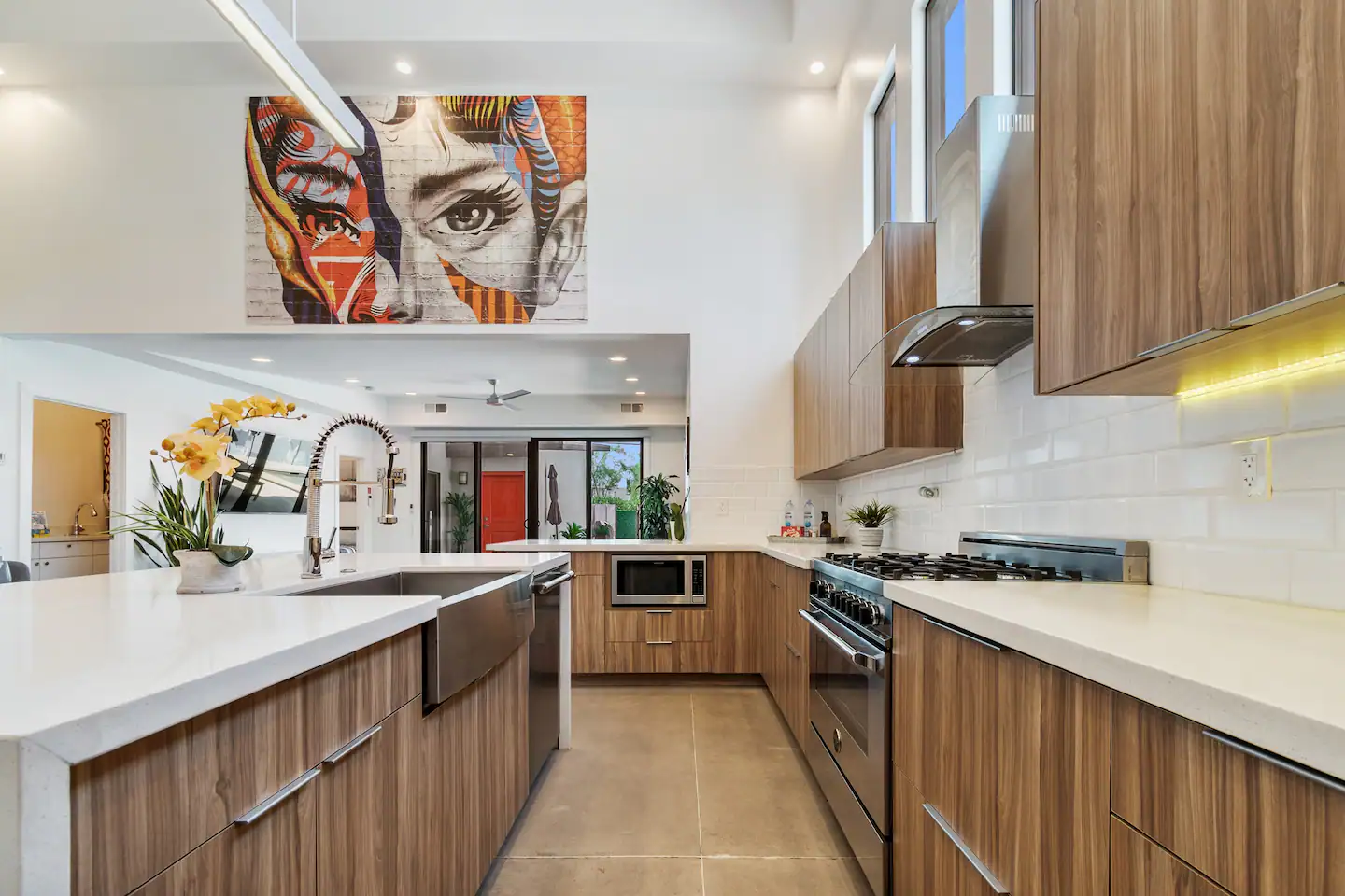 The kitchen of the vacation rental airbnb in downtown Phoenix